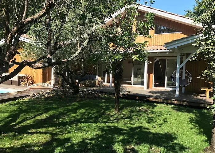 Villa 8 Chb Au Pied De La Foret , 450m Du Bassin