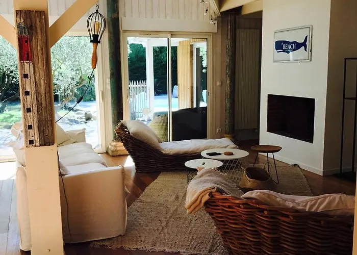 8 Chb Au Pied De La Foret , 450m Du Bassin *