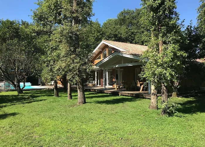 8 Chb Au Pied De La Foret , 450m Du Bassin *